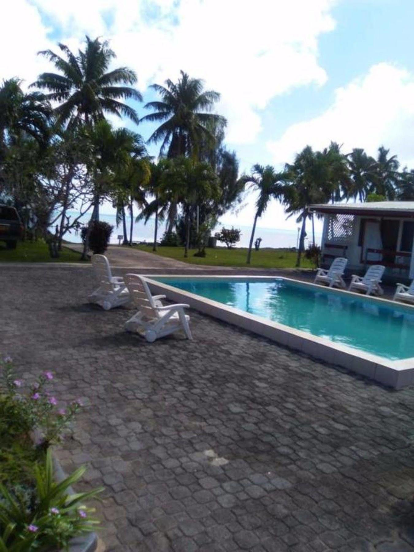 Reef Motel - Aitutaki Arutanga Exteriör bild